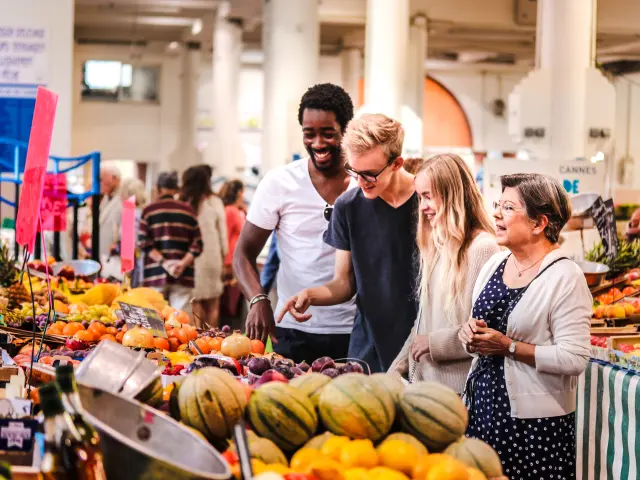 Découvrez le Marché Forville avec un ambassadeur de Cannes Greeters