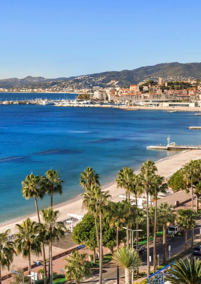 Vue de la Croisette depuis la terrasse de l'hôtel Martinez