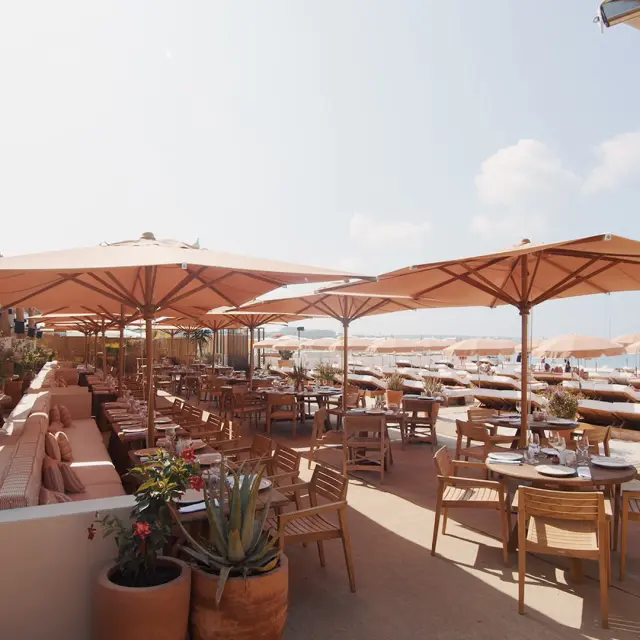 Copal Beach, Cannes